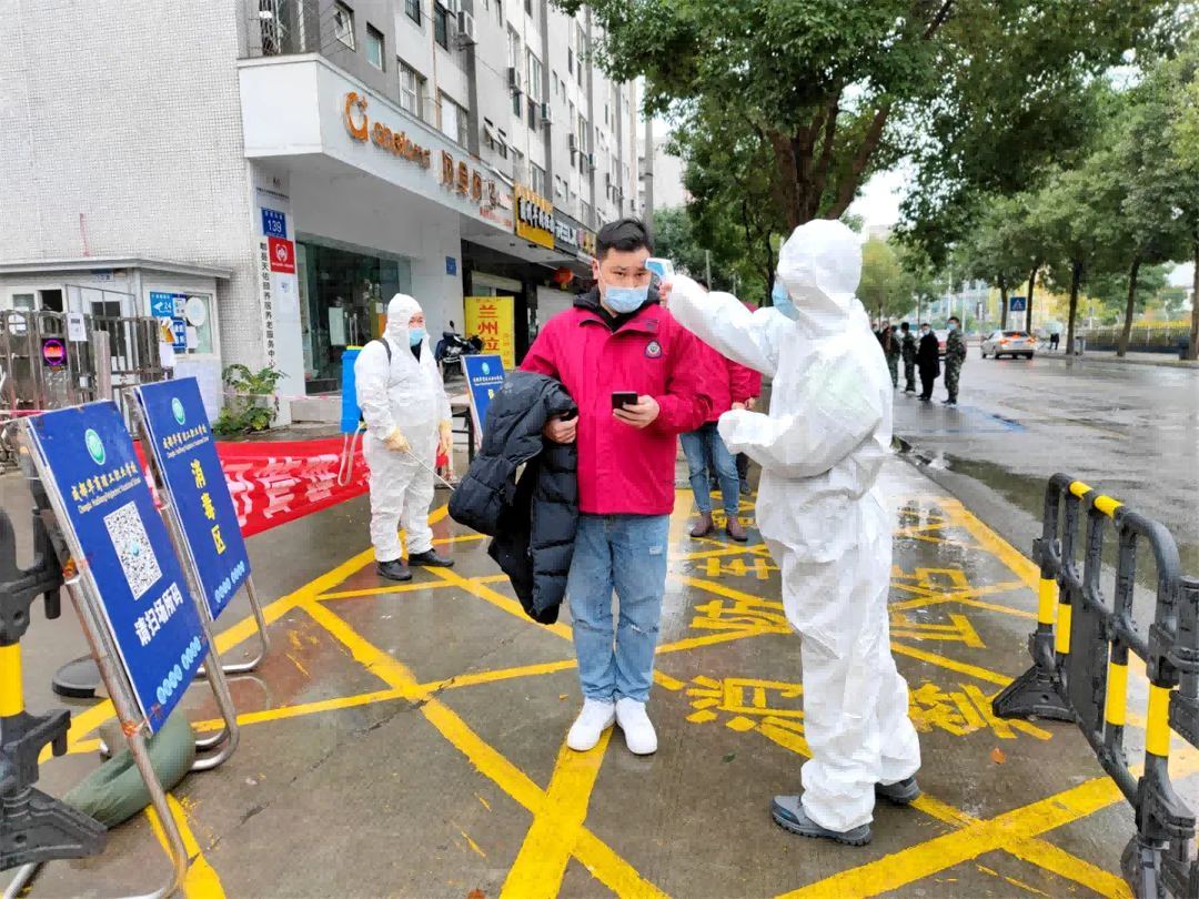 以&ldquo;演&rdquo;筑&ldquo;防&rdquo;，常态防疫&mdash;&mdash;华商理工开展疫情防控应急演练