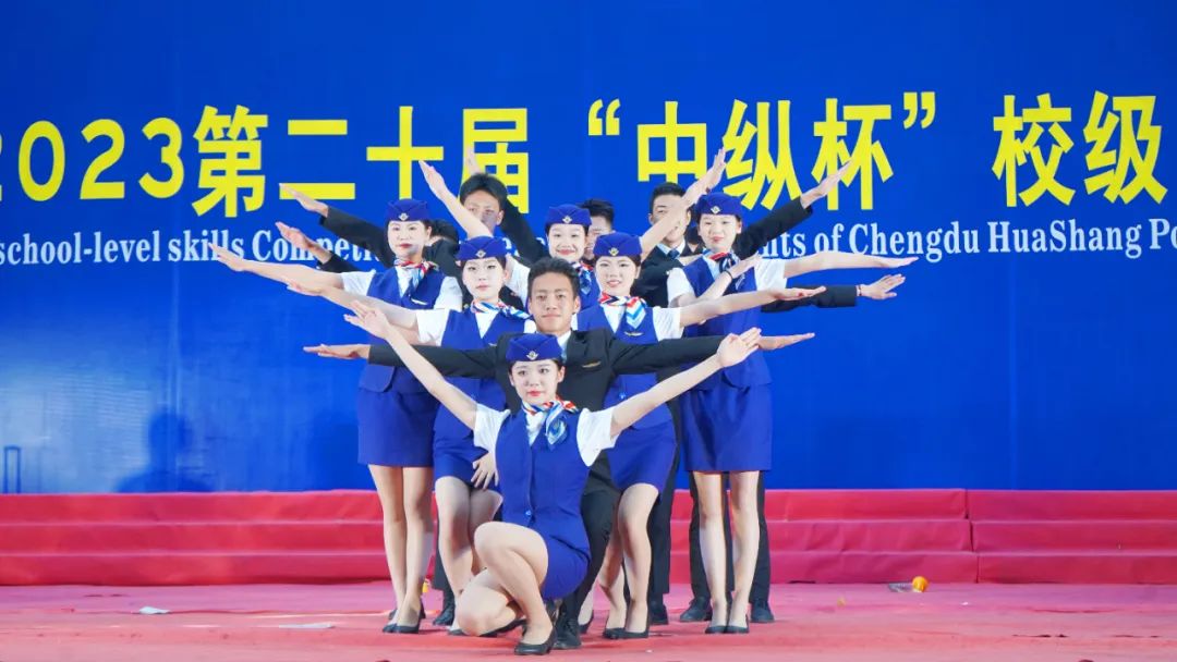 家校携手，协同育人&mdash;&mdash;我校开展2021级旅游系、轨道交通系、新能源汽车系第45期家长学校