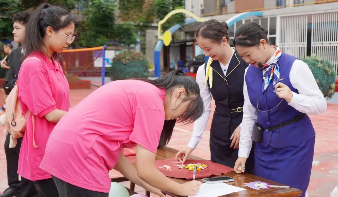 &ldquo;社&rdquo;彩缤纷，因你而至&mdash;&mdash;现场直击我校社团纳新