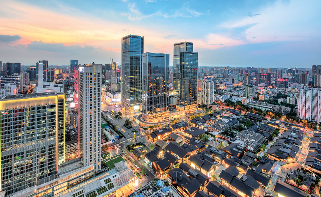 全市二季度经济运行工作专题会议召开 王凤朝出席并讲话