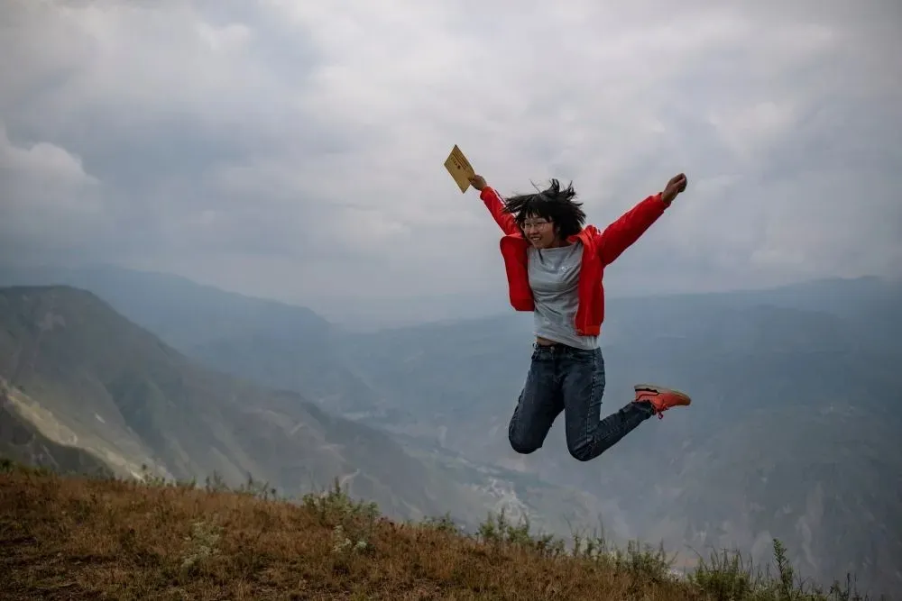 那个在山坡上找网的女孩，毕业了！下一站是&hellip;&hellip;