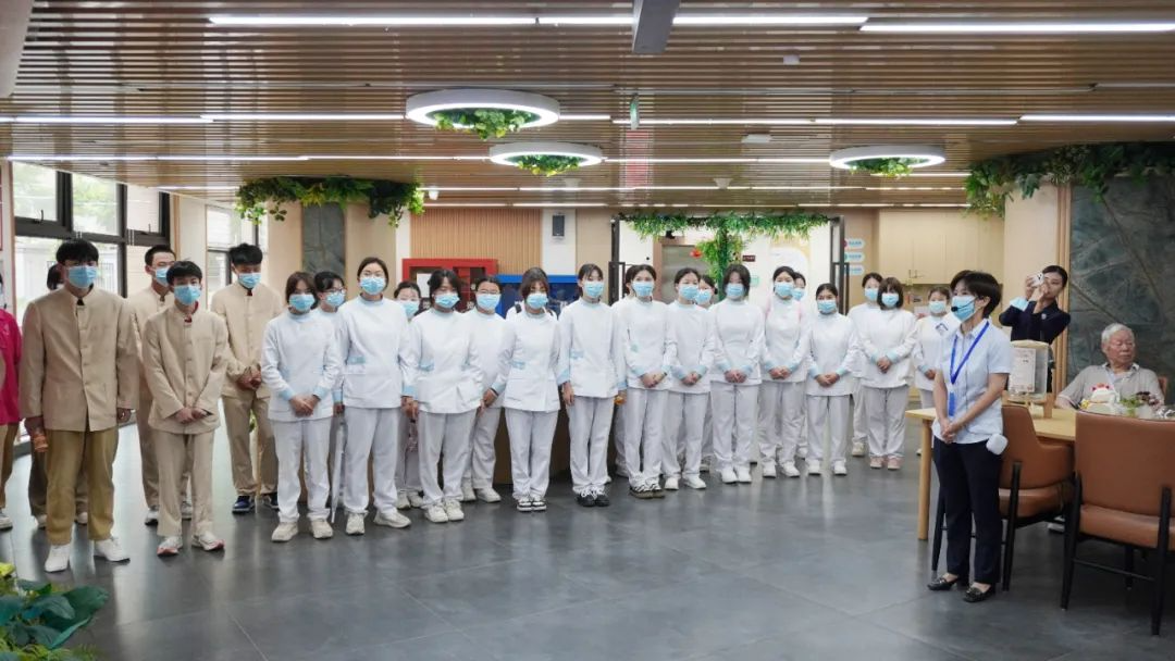 &ldquo;见&rdquo;证养老之路，&ldquo;习&rdquo;获智慧之光&mdash;&mdash;2024级智慧健康养老服务专业开展养老院认知实习