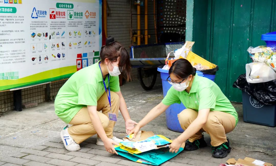 环保爱心汇暖流，华商理工援榕江